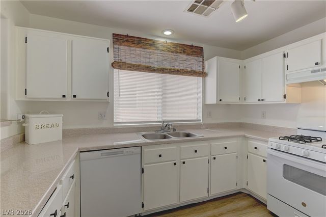 9564 Belle Fountain Avenue, Las Vegas, NV 89123