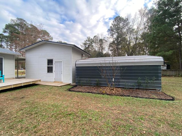 1369 Gin Pond Drive, Summerton, SC 29148