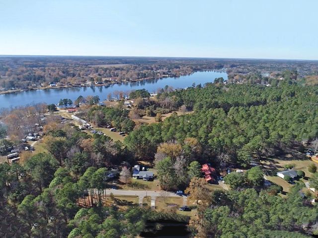 1369 Gin Pond Drive, Summerton, SC 29148