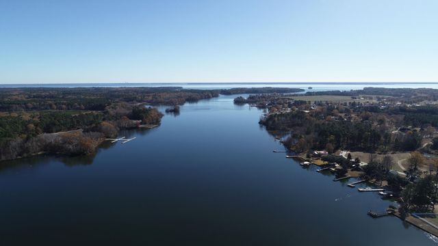 1369 Gin Pond Drive, Summerton, SC 29148
