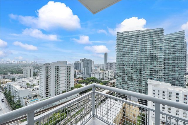 60 SW 13th St 1921, Miami, FL 33130