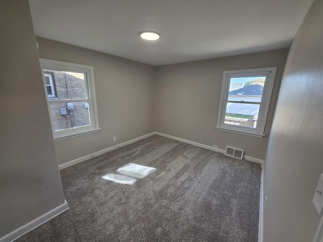 3760 N 85th STREET, Milwaukee, WI 53222