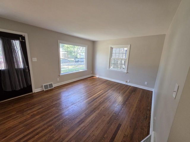 3760 N 85th STREET, Milwaukee, WI 53222