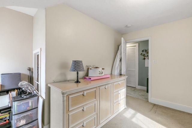 768 Salem, Groveland, MA 01834