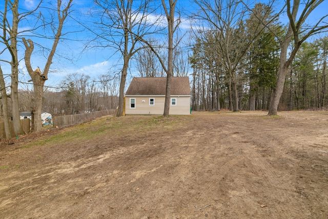 768 Salem, Groveland, MA 01834