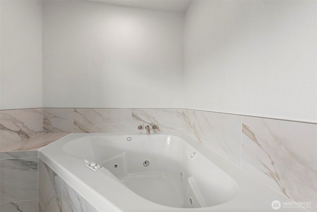 110 174th Place NE, Bellevue, WA 98008