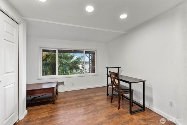 110 174th Place NE, Bellevue, WA 98008