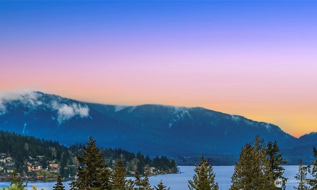 110 174th Place NE, Bellevue, WA 98008