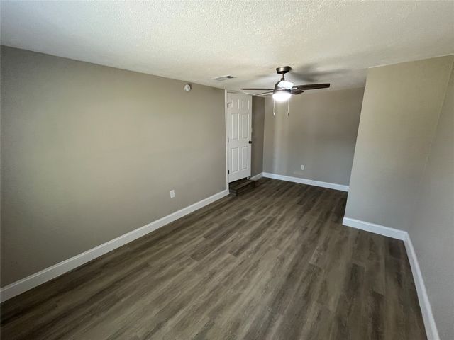 11207 Aledo Drive, Dallas, TX 75228