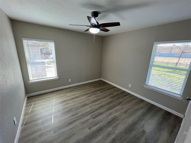 11207 Aledo Drive, Dallas, TX 75228