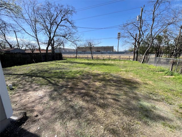 11207 Aledo Drive, Dallas, TX 75228