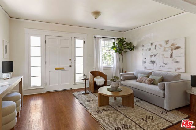 1560 Morton Avenue, Los Angeles, CA 90026