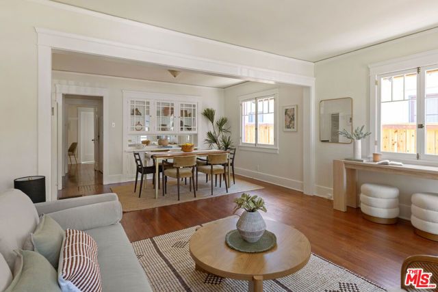 1560 Morton Avenue, Los Angeles, CA 90026