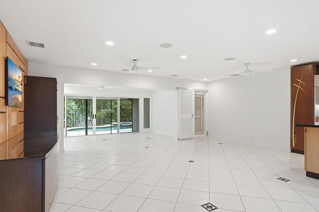 2151 SW 23rd Terrace, Fort Lauderdale, FL 33312