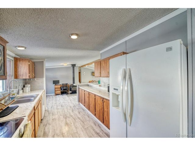 36 Valley Cir, Guffey, CO 80820