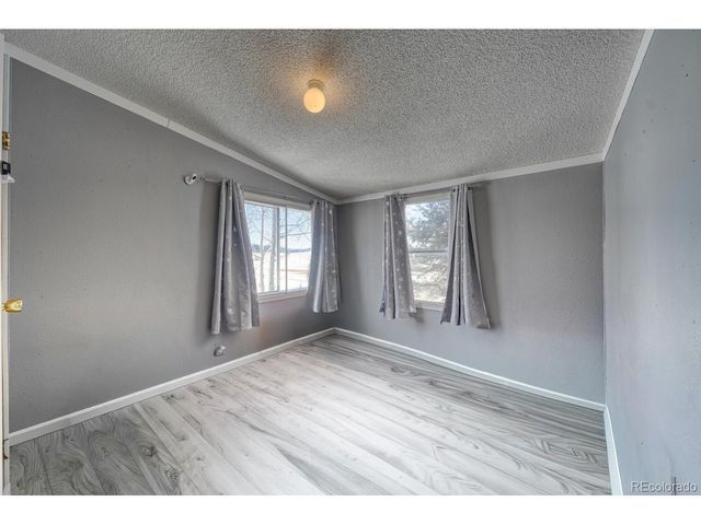 36 Valley Cir, Guffey, CO 80820