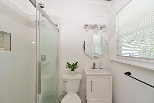 216 GLADIOLUS STREET, Anna Maria, FL 34216