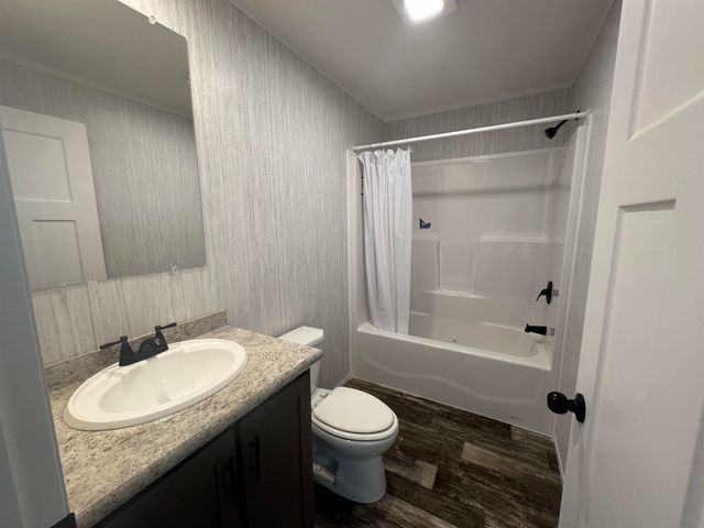 5 Cubb Street, Lancaster, NH 03584