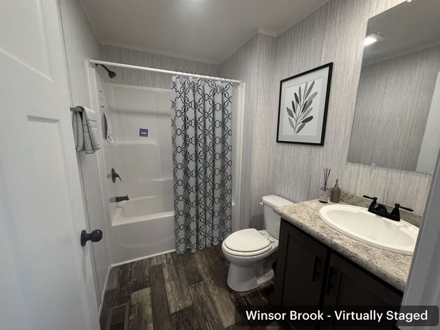 5 Cubb Street, Lancaster, NH 03584