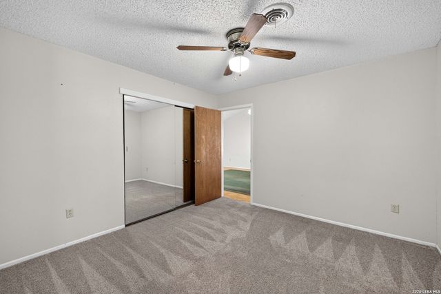 555 Dawnview, San Antonio, TX 78213