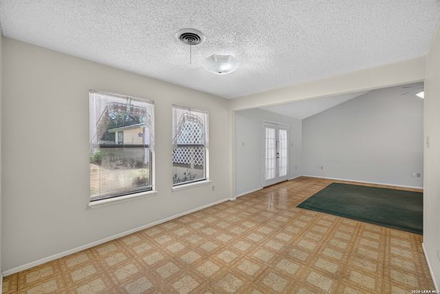 555 Dawnview, San Antonio, TX 78213