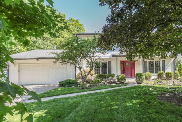 6724 W Sweet Creek Drive, New Palestine, IN 46163