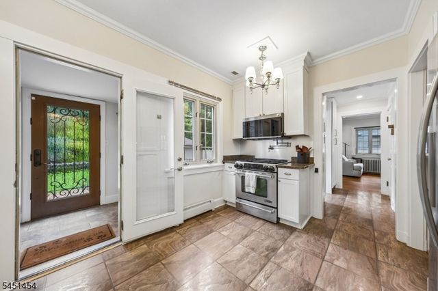 1041 Kenyon Ave, Plainfield City, NJ 07060