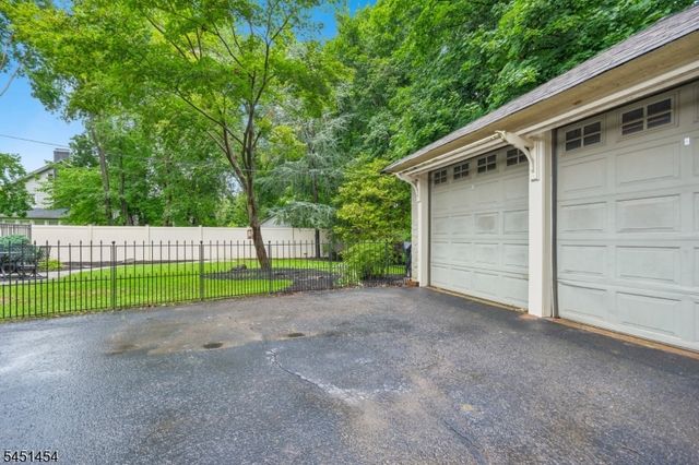 1041 Kenyon Ave, Plainfield City, NJ 07060