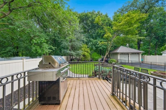 1041 Kenyon Ave, Plainfield City, NJ 07060