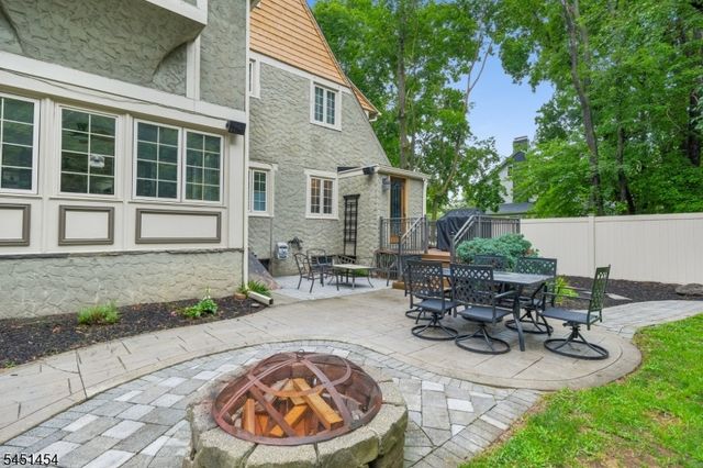 1041 Kenyon Ave, Plainfield City, NJ 07060