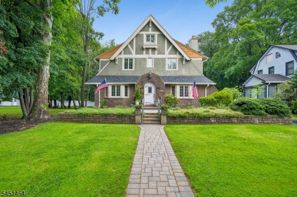 1041 Kenyon Ave, Plainfield City, NJ 07060