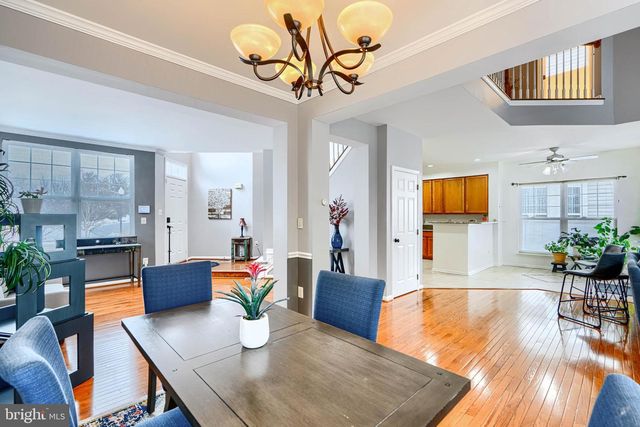 18 DINADEN CIR, Pikesville, MD 21208