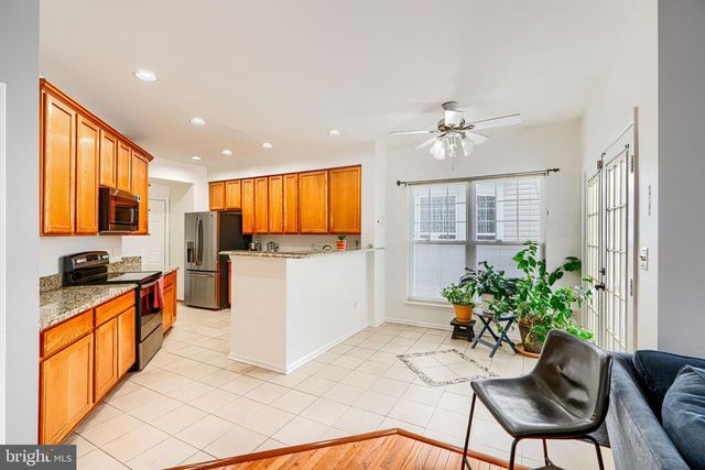 18 DINADEN CIR, Pikesville, MD 21208