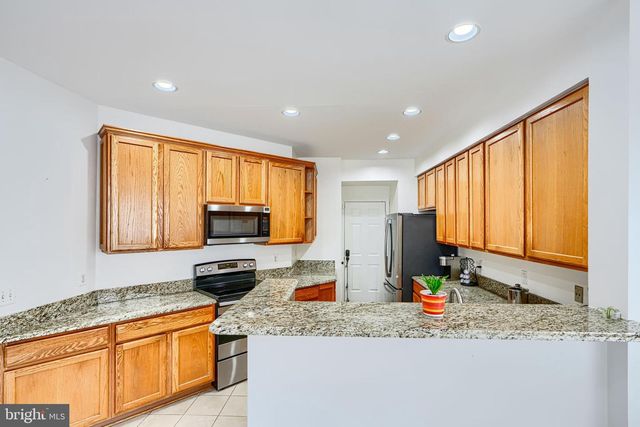 18 DINADEN CIR, Pikesville, MD 21208