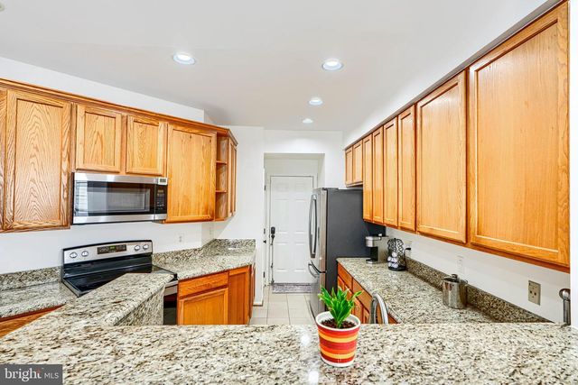 18 DINADEN CIR, Pikesville, MD 21208