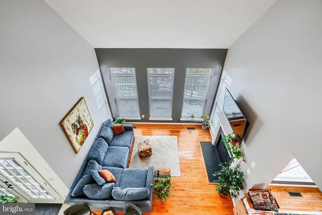 18 DINADEN CIR, Pikesville, MD 21208