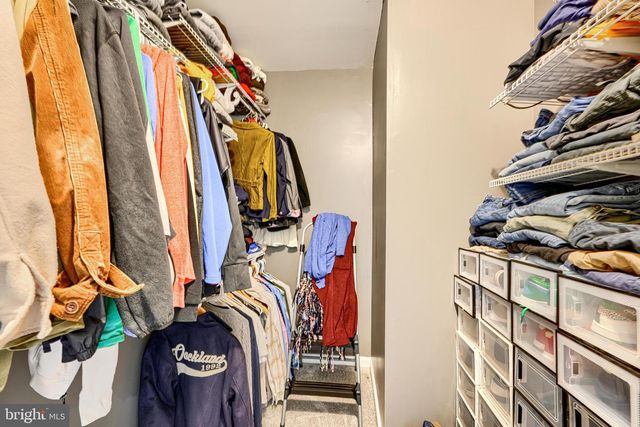 18 DINADEN CIR, Pikesville, MD 21208