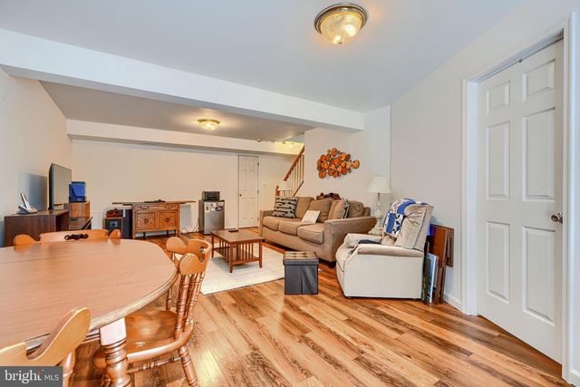 18 DINADEN CIR, Pikesville, MD 21208