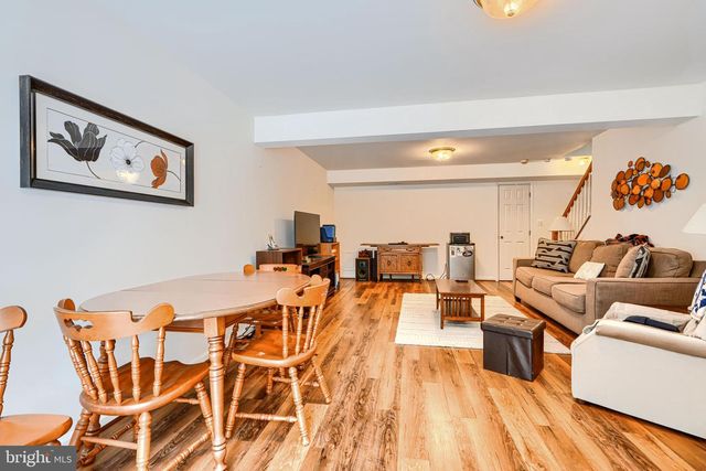 18 DINADEN CIR, Pikesville, MD 21208