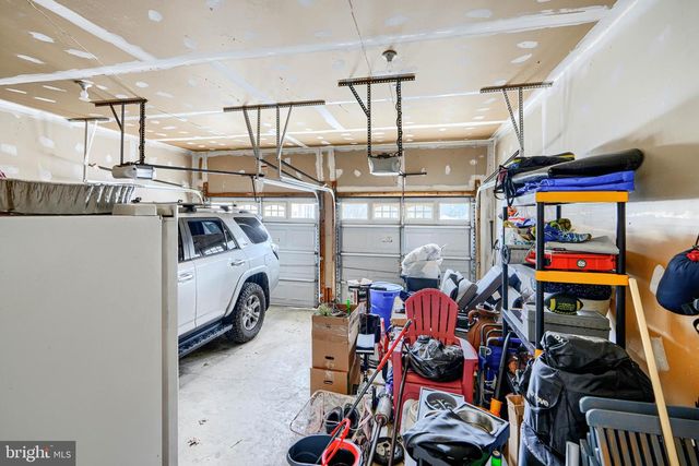 18 DINADEN CIR, Pikesville, MD 21208