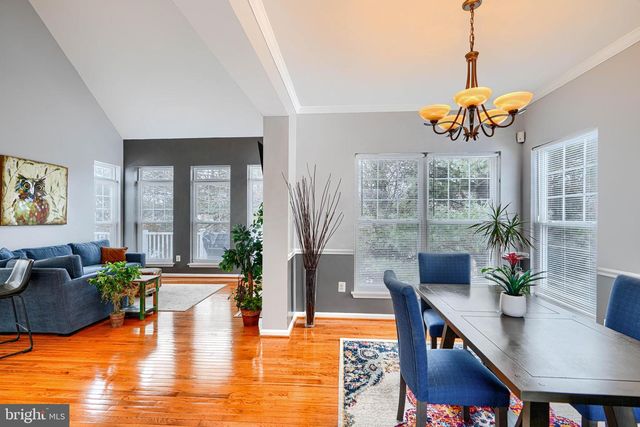 18 DINADEN CIR, Pikesville, MD 21208