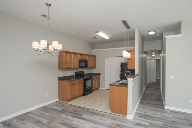 564 Rose Cottage Cir, Gallatin, TN 37066