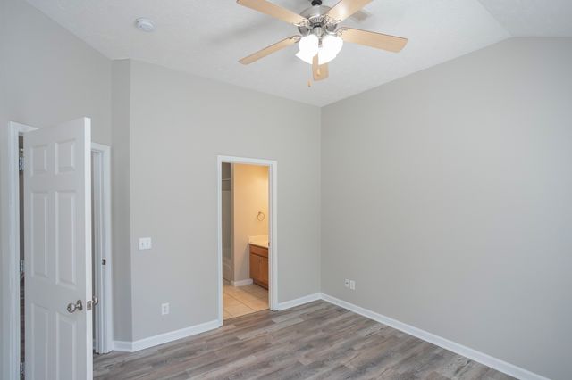 564 Rose Cottage Cir, Gallatin, TN 37066