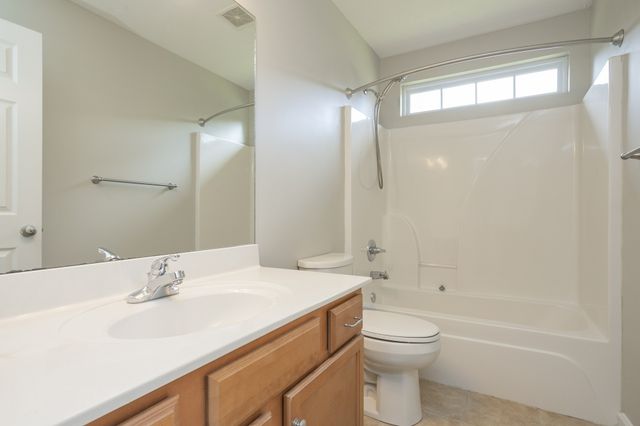 564 Rose Cottage Cir, Gallatin, TN 37066