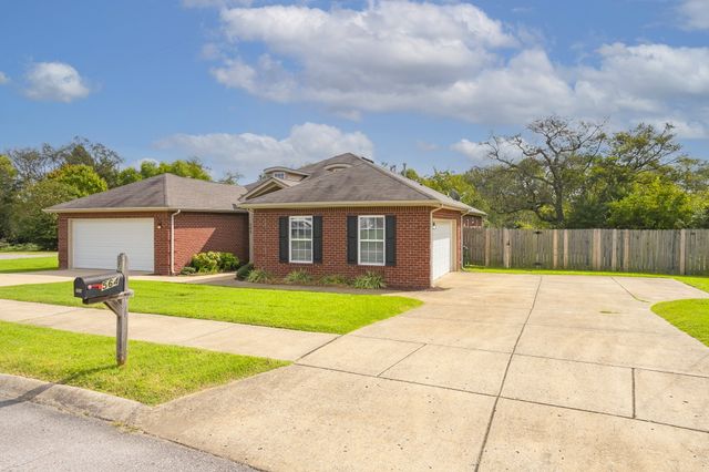 564 Rose Cottage Cir, Gallatin, TN 37066