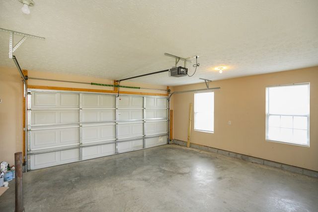 564 Rose Cottage Cir, Gallatin, TN 37066