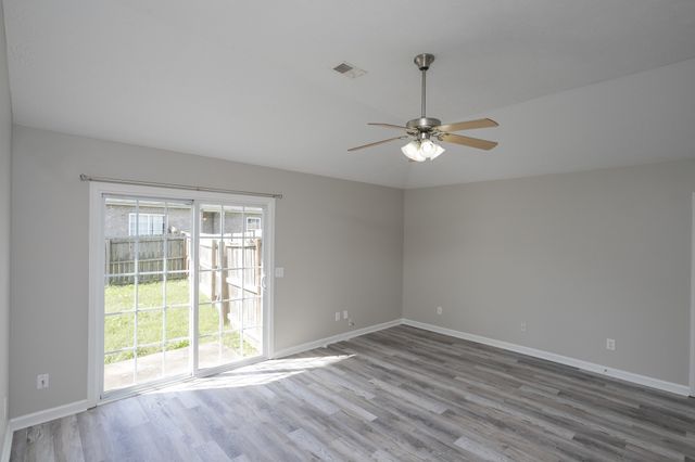 564 Rose Cottage Cir, Gallatin, TN 37066