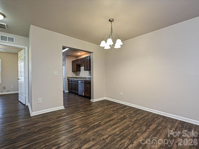 362 E Mills Avenue, Mooresville, NC 28115