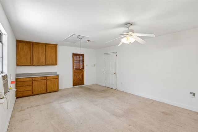 6600 Canalview Drive, Arlington, TX 76016