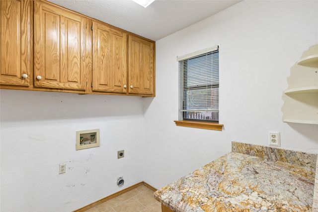 6600 Canalview Drive, Arlington, TX 76016